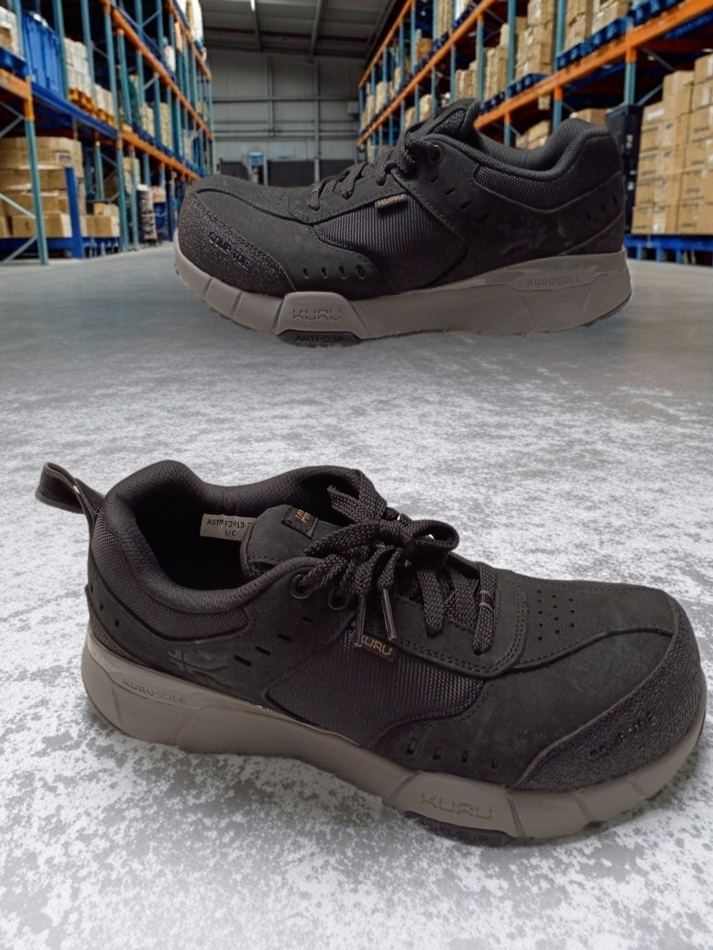 KURU Women's 9.5/Men's 8 Black Composite Toe Work Sneaker Relief From Foot Pain